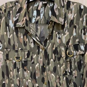 Multi color, 100% Polyester used once. Size 14/16